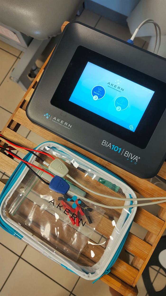 Il bioimpedenziometro Akern BIA 101 BIVA Pro usato in studio