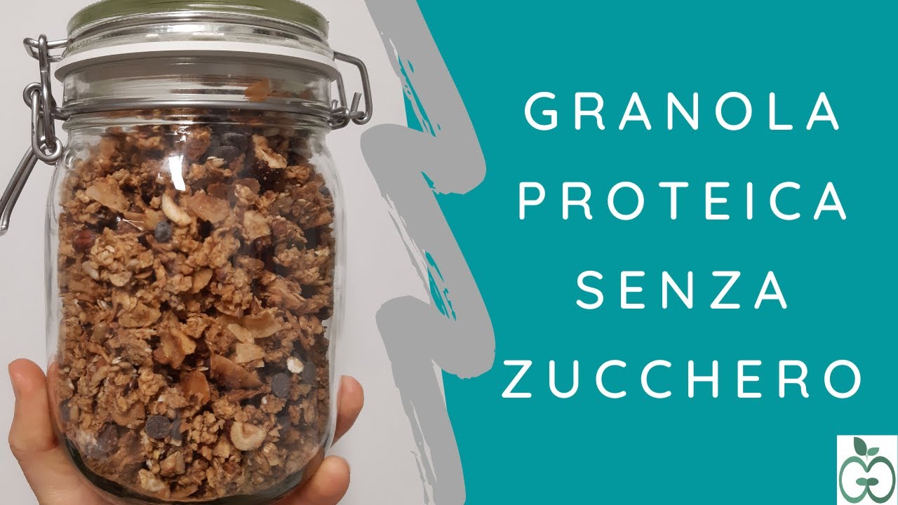 Barattolo di granola proteica fatta in casa